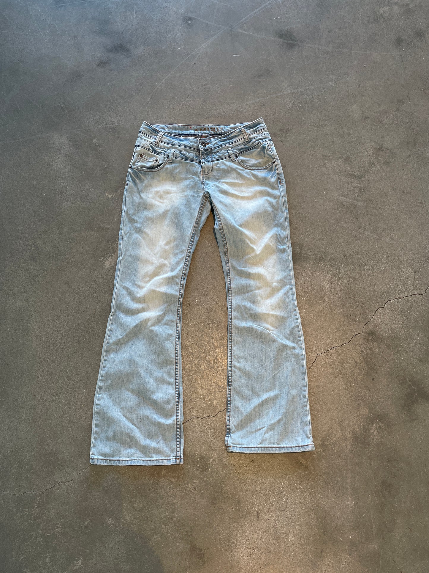 Amisu light wash jeans - 32